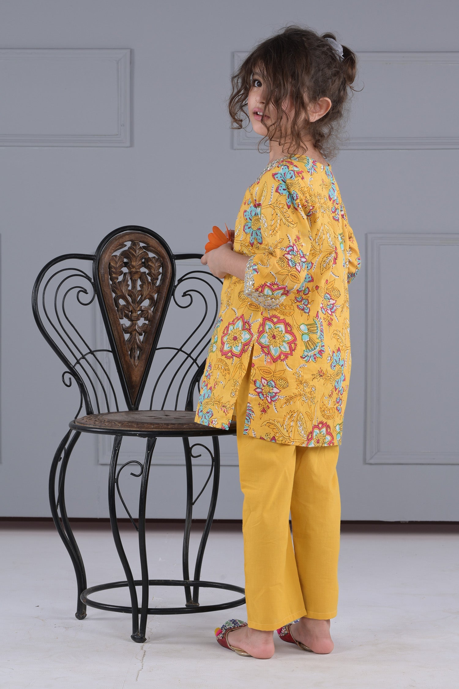 Sunshine Modern Suit